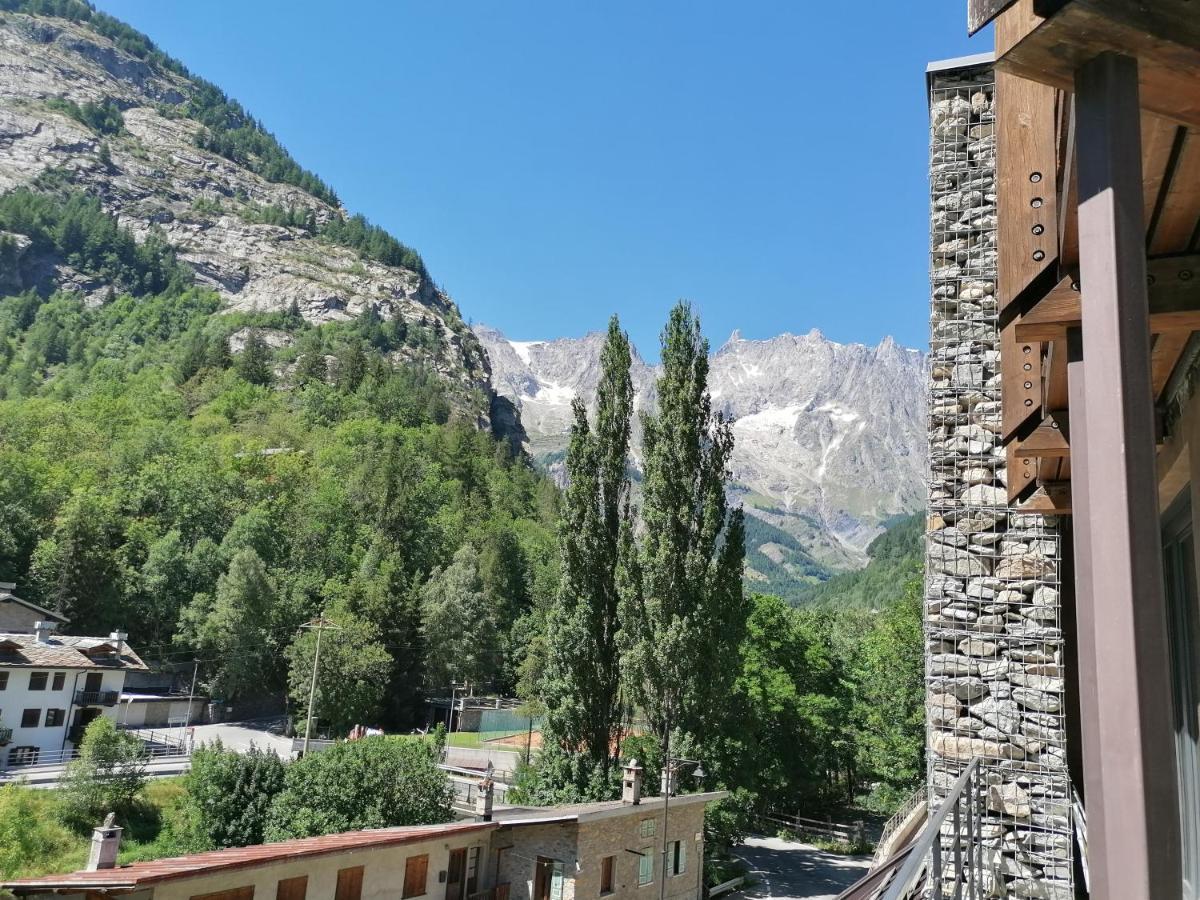 Loft In Courmayeur Dış mekan fotoğraf